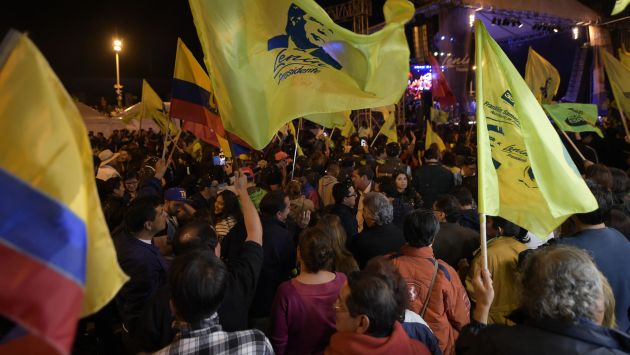 Elecciones en Ecuador: Candidatos definirían presidencia en segunda vuelta. (AFP)