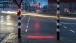 ¿Adictos al smartphone? Ciudad holandesa pone semáforos en el suelo para proteger a peatones