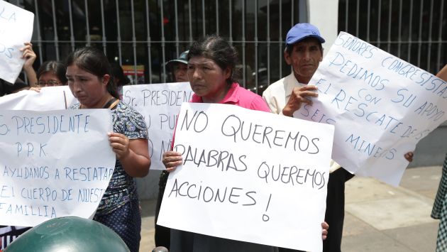 Arequipa: Piden recuperar cuerpos de mineros atrapados en socavón - Diario Perú21