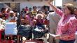 Nancy Lange entregó ayuda a los habitantes afectados por las lluvias y huaicos en Chiclayo 