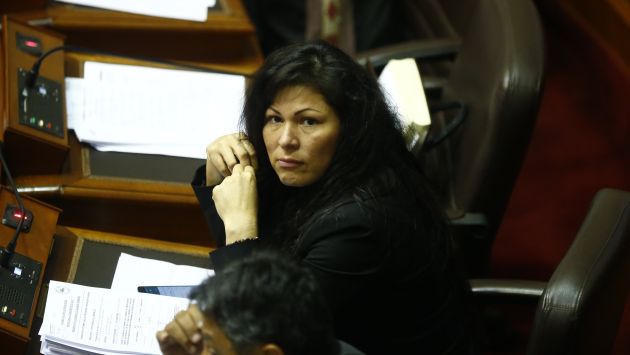 Yesenia Ponce ha negado haber incurrido en una “intromisión” en la sesión del consejo. (Luis Centurión/Perú21)