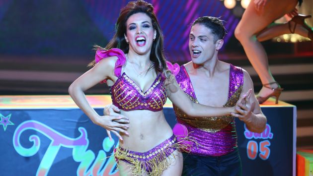 Rosángela Espinoza y Lucas Piro se lucieron con baile del tema ‘Qué bonito’ [Video]