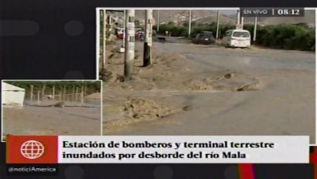 Desborde del río Mala afectó diversas viviendas, estación de bomberos, y terminal terrestre. (Captura de TV)