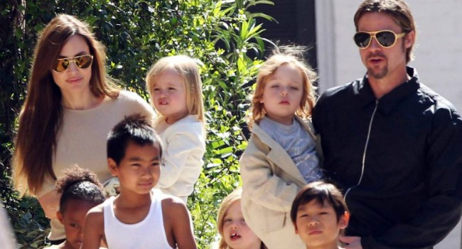 La familia completa de Brad Pitt. Tras la separación, el actor se reconcilia con sus hijos.