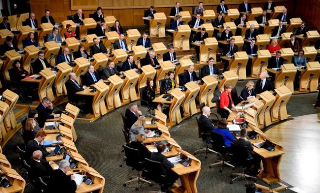 Parlamento escocés decide si habrá segundo referéndum de independencia (La Jornada).