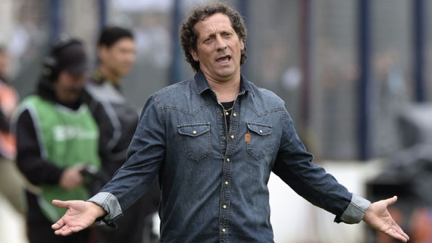 El argentino renunció hace pocos días al Atlético Tigre para dirigir a Universitario de Deportes. (AFP)