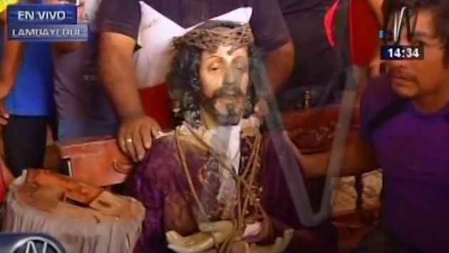 Iglesia Santo Domingo de Olmos: El Cristo Nazareno es una de las figuras que fueron puestas a salvo. (Canal N)