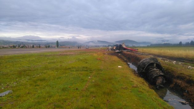 Avión de Peruvian Airlines con 141 pasajeros se incendió en plena pista de aterrizaje. (Difusión)