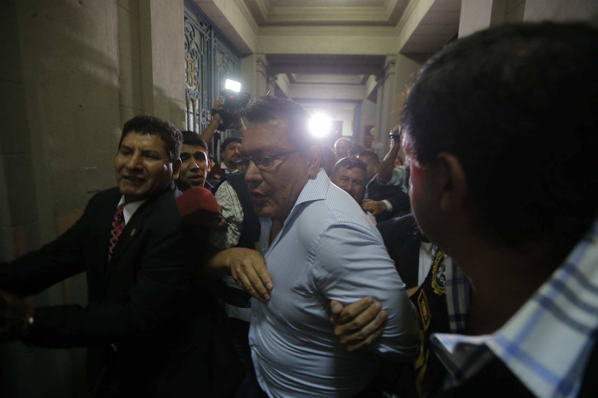 Juez dicta 18 meses de prisión preventiva para Félix Moreno, gobernador regional del Callao [FOTOS y VIDEO]