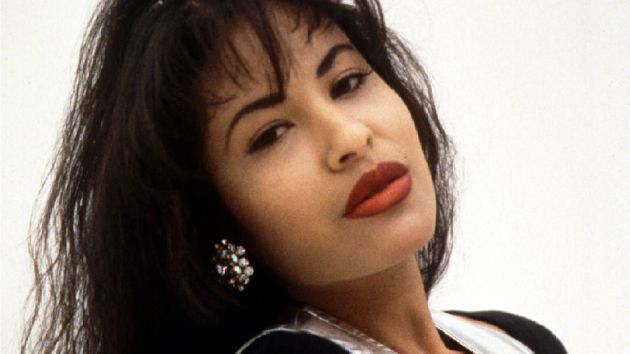 Selena cumpliría hoy 46 años y aquí te dejamos un ránking para que bailes con sus canciones. (HO/Reuters/Landov)