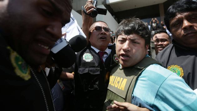 Abogado del detenido brinda declaraciones sobre su detención (Anthony Niño de Guzmán /Perú21)