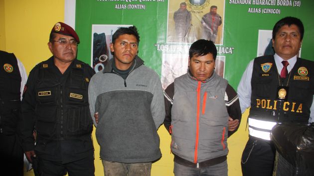 Policía detuvo a José Abel Leqque Quispe  y Salvador Huarachi Borda. (Jimmy Valencia)