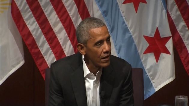 Barack Obama regresa al ojo público como conferencista. (Universidad de Chicago)