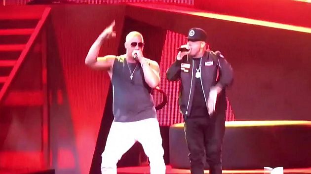 Premios Billboard 2017: Vin Diesel cantó junto a Nicky Jam y sorprendió a todo el público. (Captura)