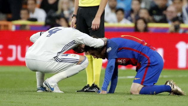 Barcelona y Real Madrid disputan la recta final de la Liga Española. (EFE)