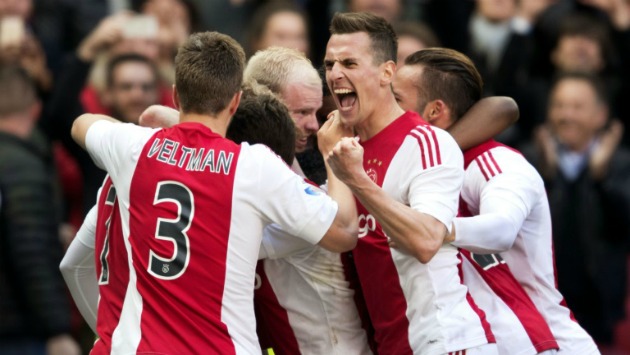 Ajax quiere volver a disputar una final. (AFP)