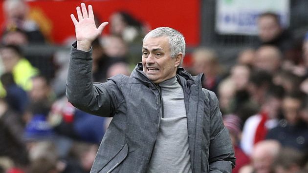 Manchester United, dirigido por José Mourinho, derrotó 1-0 al Celta de Vigo en el duelo de ida por las semifinales de la Europa League. (AP)