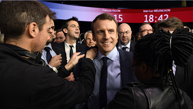 Emmanuel Macron se pronuncia tras ser elegido como presidente virtual de Francia. (EFE)