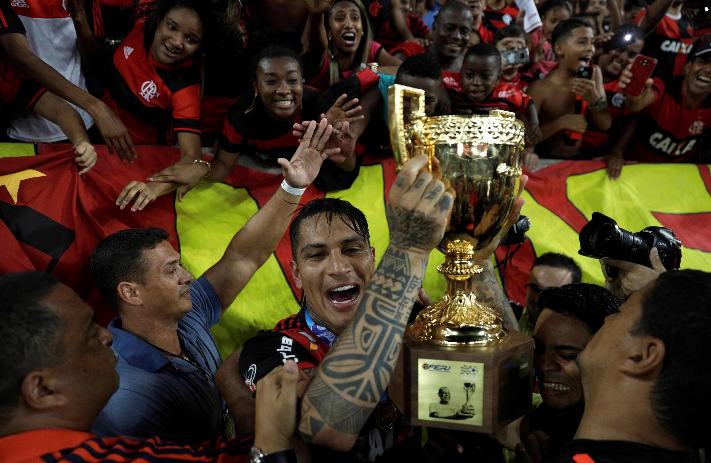 Paolo Guerrero definió así el título del Flamengo en el Campeonato Carioca 2017. (REUTERS)
