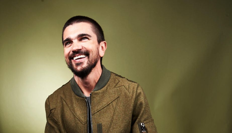 Juanes lanza álbum visual 'Mis planes son amarte' (Grosby Group)