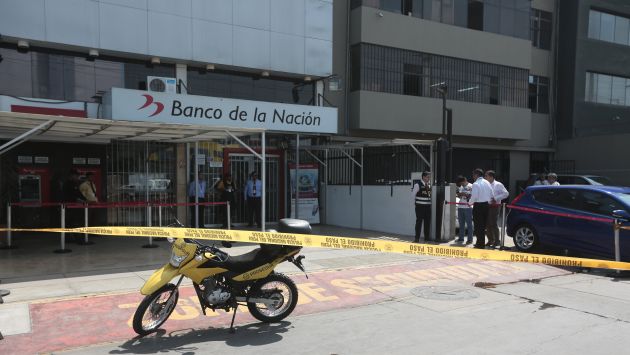 Policías volverían a vigilar bancos a partir de junio. (Anthony Niño de Guzmán)
