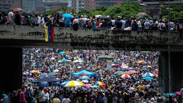 Las protestas no cesan en Venezuela (AFP)