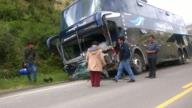 Un muerto y tres heridos deja un accidente de tránsito en Carretera Central. (Andina)