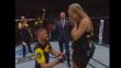 Luchador de la UFC pidió matrimonio a su novia tras ganar pelea [VIDEO]
