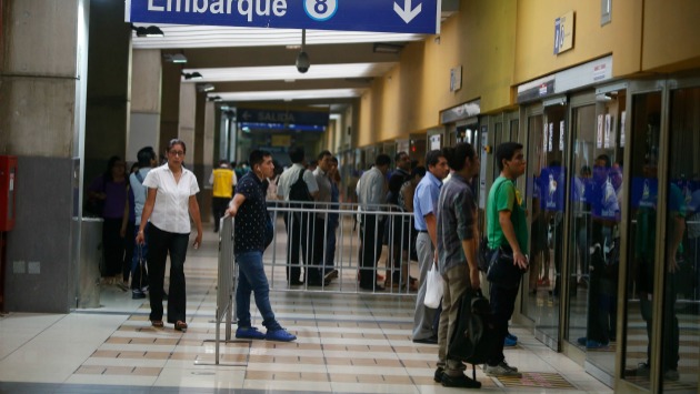 Actualmente, el Metropolitano cuenta con unos 400 agentes de seguridad. (Foto: Perú 21)