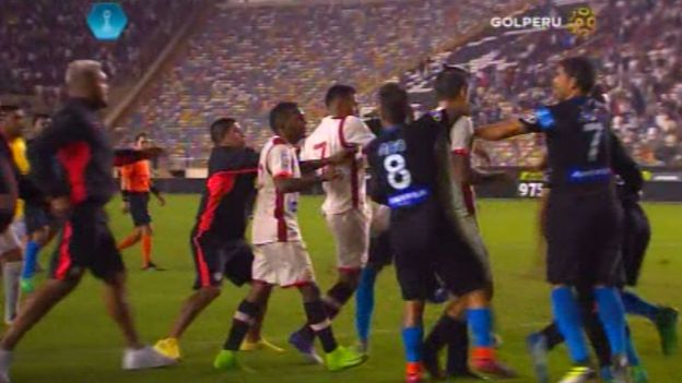 Alianza Lima derrotó 2-1 a Universitario en el Monumental por el Torneo Apertura 2017. (Captura)