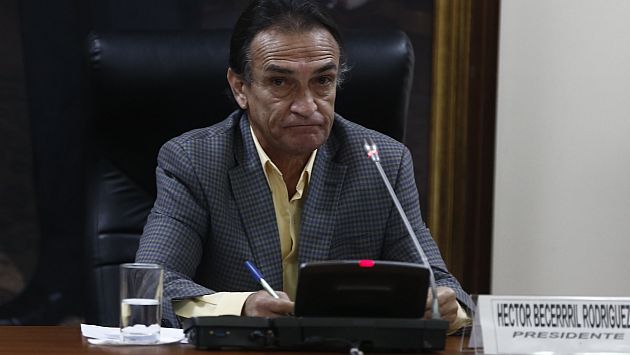 Héctor Becerril envió oficios en medio de juicio azucarero en Lambayeque. (Renzo Salazar)