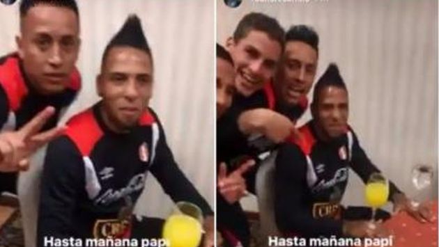 Christian Cueva bromea con Alexi Gómez, antes del duelo de la selección peruana frente a su similar de Paraguay. (Captura)