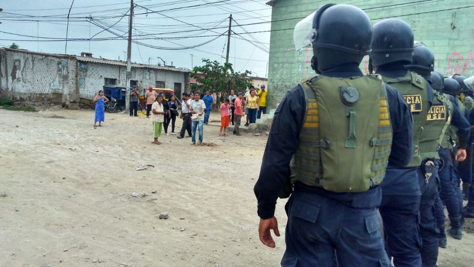 Lambayeque: Al menos 5 heridos por enfrentamientos entre trabajadores de Tumán y la Policía. (PNP)
