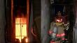 Incendio en Mesa Redonda: Fuego se reaviva en casas vecinas a galería 'La Cochera' [VIDEO]