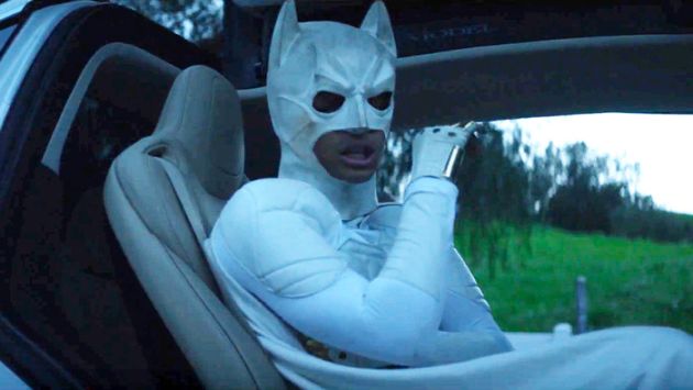 Jaden Smith se vuelve 'Batman' para su nuevo video (Nostalgic Jams)
