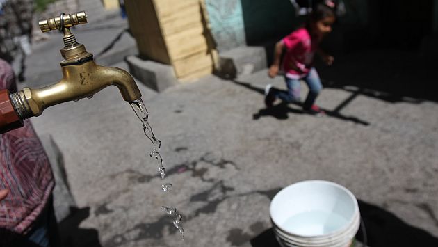 Se espera que para 2021, los pueblos y ciudades del Perú cuenten con agua potable.
