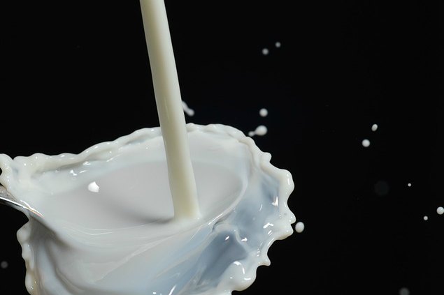 Aumento del precio de la leche se debe analizar en función a la oferta. (Foto: USI)