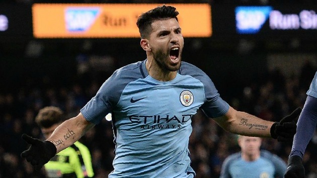 Agüero jura lealtad al Manchester City. (AFP)