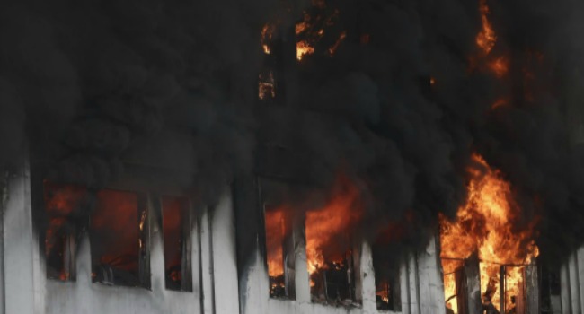¿Es provocado el incendio de Las Malvinas? Foto: Renzo Salazar