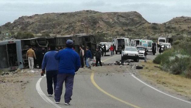 : Al menos 15 muertos en accidente de autobús que transportaba a estudiantes en Argentina. (EFE)