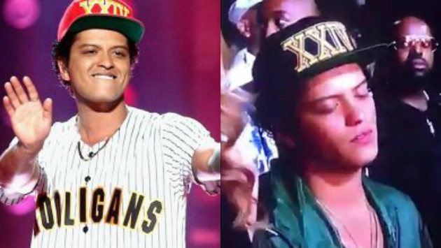 Bruno Mars se queda dormido en los 'BET Awards' y causa revuelo (Composición)