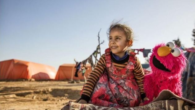Elmo: “Los niños refugiados son cómo los niños de todas partes” (AP)