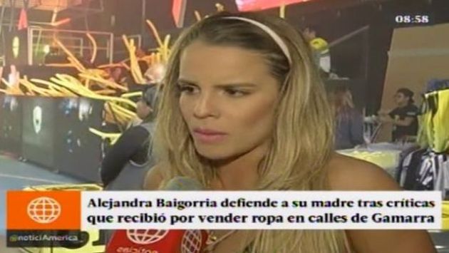 Alejandra Baigorria defendió a su madre de las críticas por vender ropa como ambulante. (Créditos: Captura)