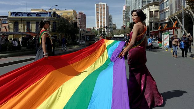 Transexuales y transgénero de Bolivia que efectuaron el cambio regulado podrán contraer matrimonio civil. (Reuters)