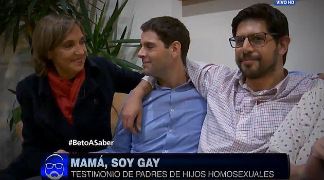 Reportero de 'Beto a saber' cuenta que es homosexual durante un reportaje. (ATV)