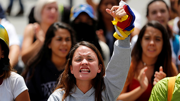 Protestas en Venezuela dejan 62 jóvenes universitarios detenidos (Referencial/Reuters)