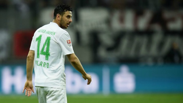 Pizarro es una leyenda en el fútbol alemán. (AFP)