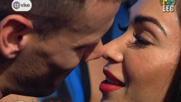 Krayg Peña intentó besar a Melissa Loza en 'Esto es guerra'. (América TV)
