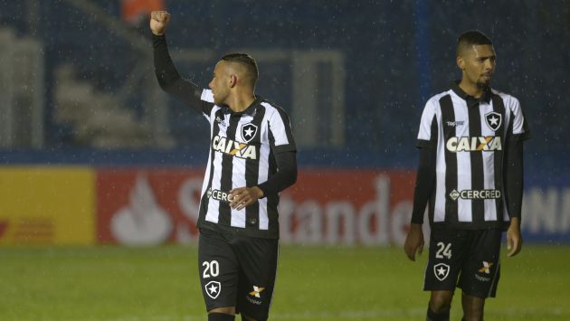 Nacional y Botafogo disputaron el primer duelo entre ambos por los octavos de final de la Copa Libertadores 2017. (AP)