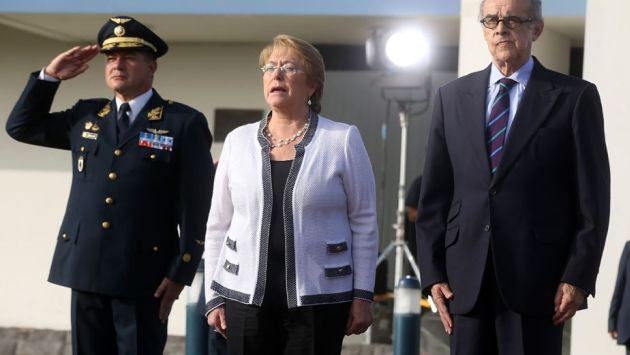 Michelle Bachelet llegó al Perú participar del primer Gabinete Binacional Perú-Chile. (AFP)